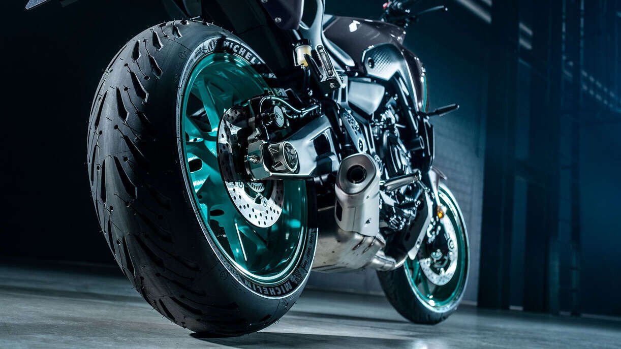 2024 Yamaha MT 07 Midnight Cyan