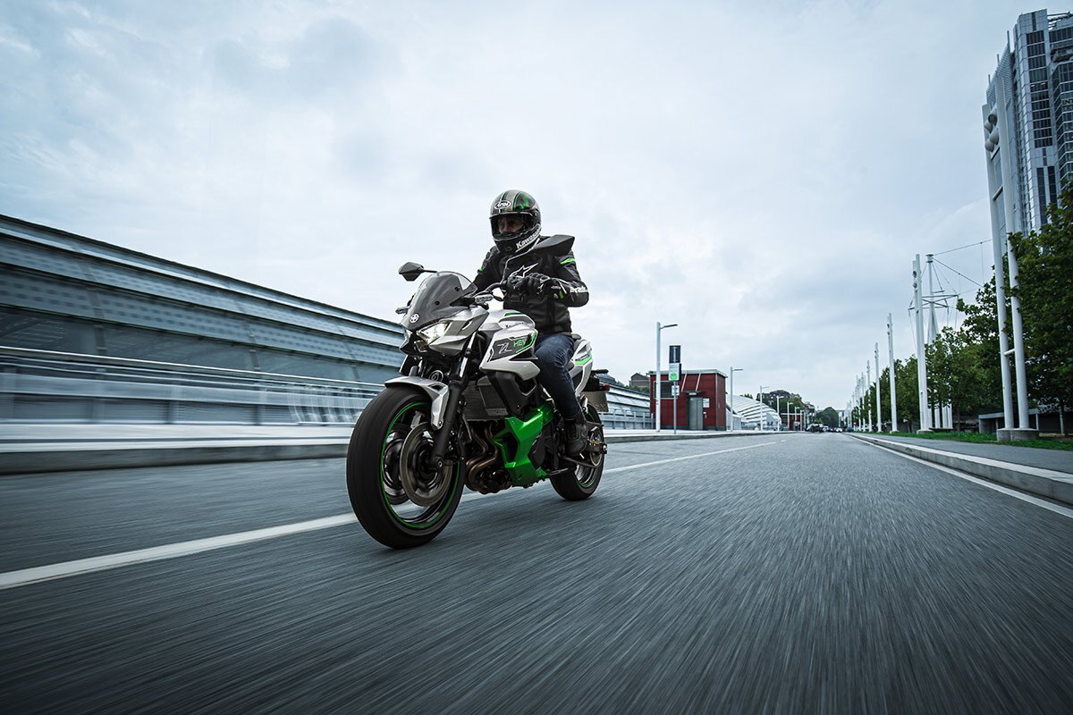 2024 Kawasaki Z7 HYBRID