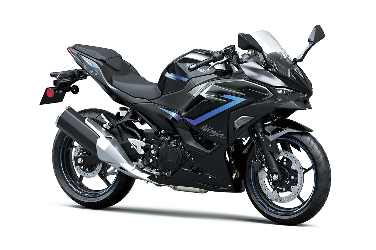 2025 Kawasaki NINJA 500 SE Metallic Flat Spark Black / Metallic Spark Black / Metallic Moondust Gray