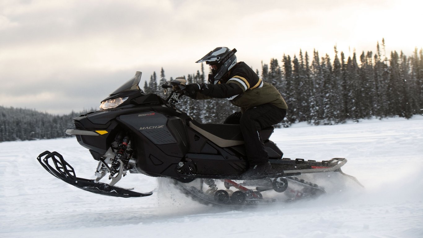 Ski-Doo Mach Z 2022