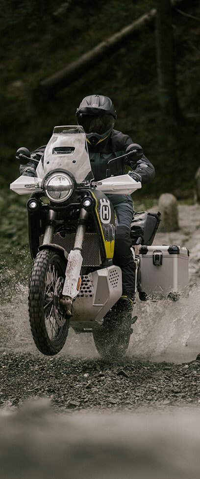 2025 Husqvarna Norden 901 Expedition