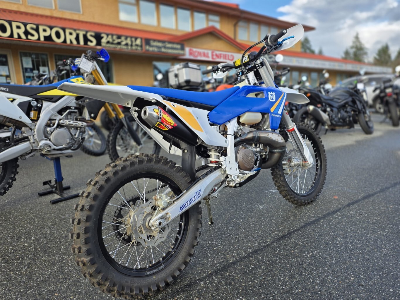 2025 TX 300 HERITAGE