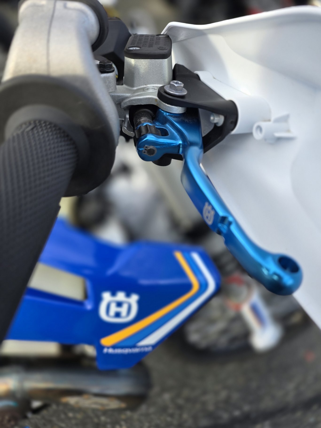 2025 TX 300 HERITAGE