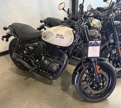 Royal Enfield Hunter 350 Dapper White