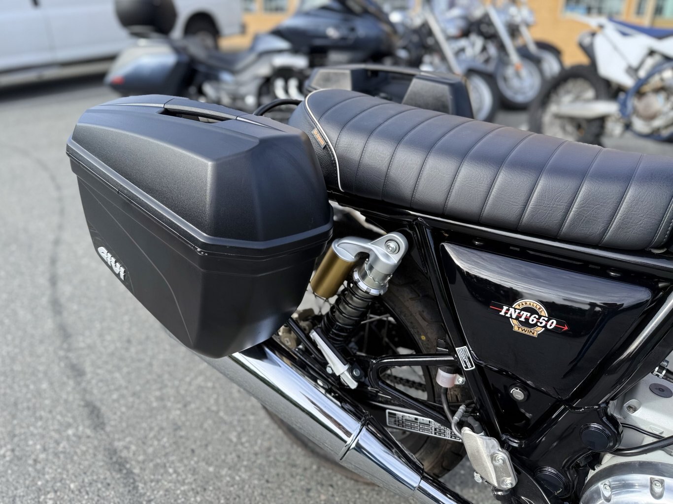 2023 Royal Enfield INT 650 Downtown Drag