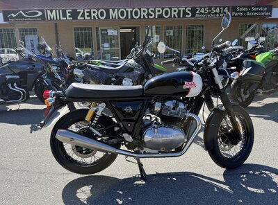 2025 Royal Enfield INT 650 Black Pearl S & S Edition
