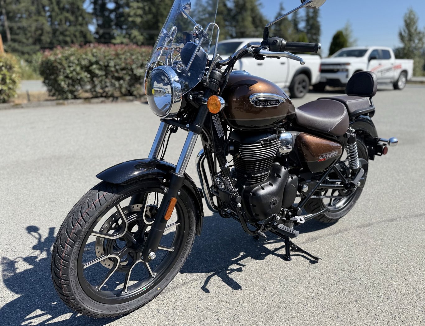 2024 Royal Enfield Meteor 350 Supernova Brown