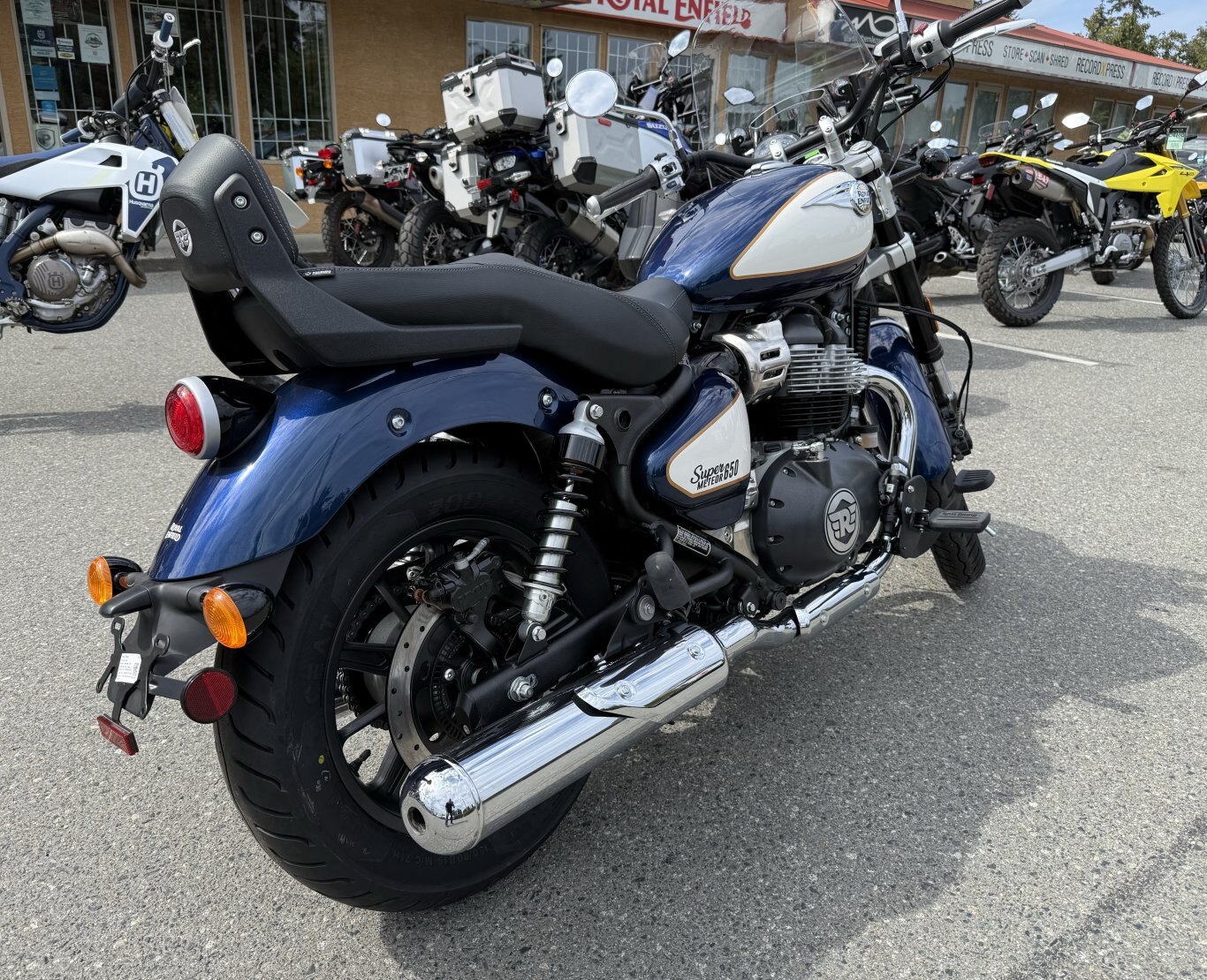 2025 Royal Enfield Super Meteor 650 Celestial Blue