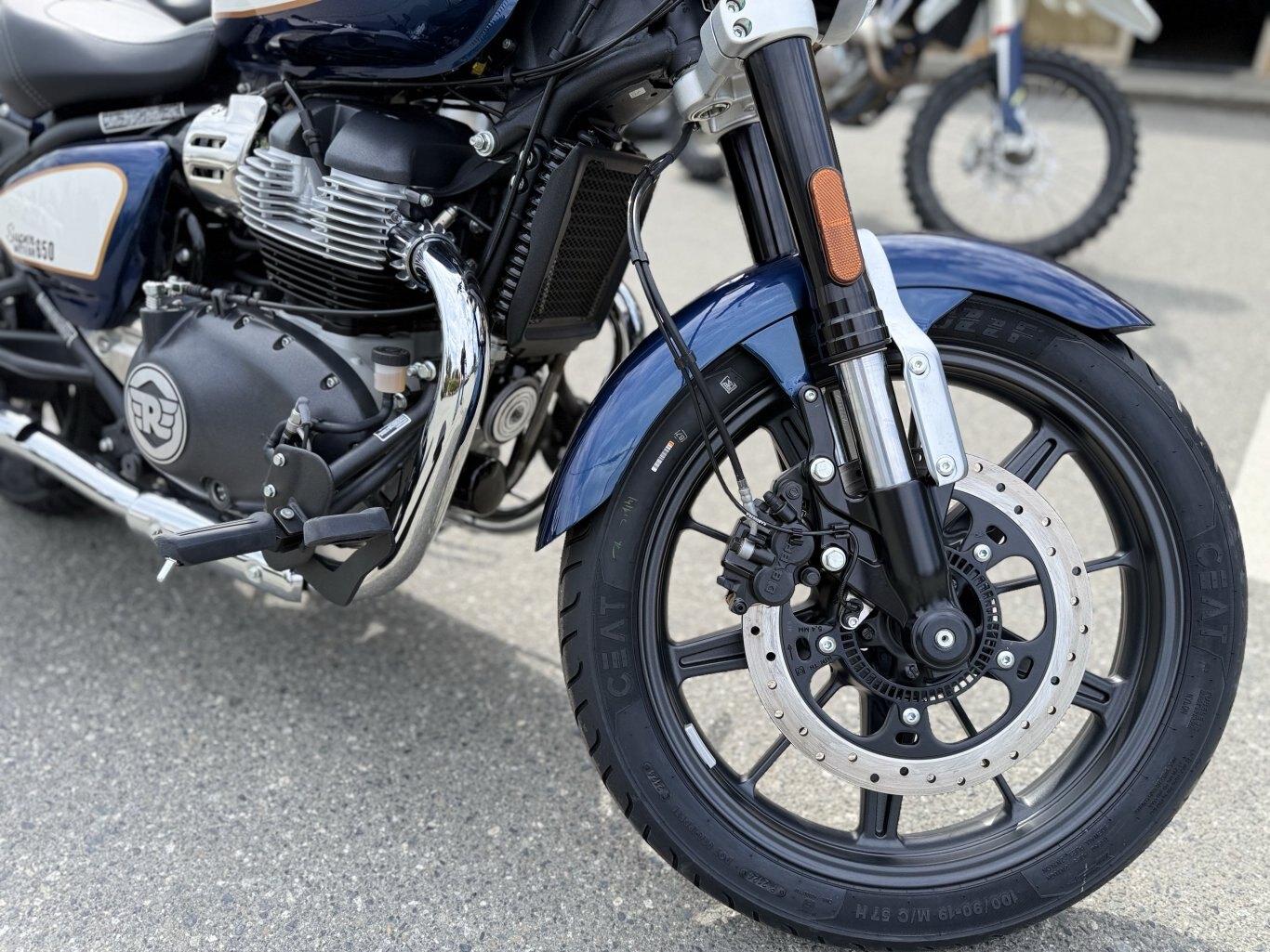 2025 Royal Enfield Super Meteor 650 Celestial Blue
