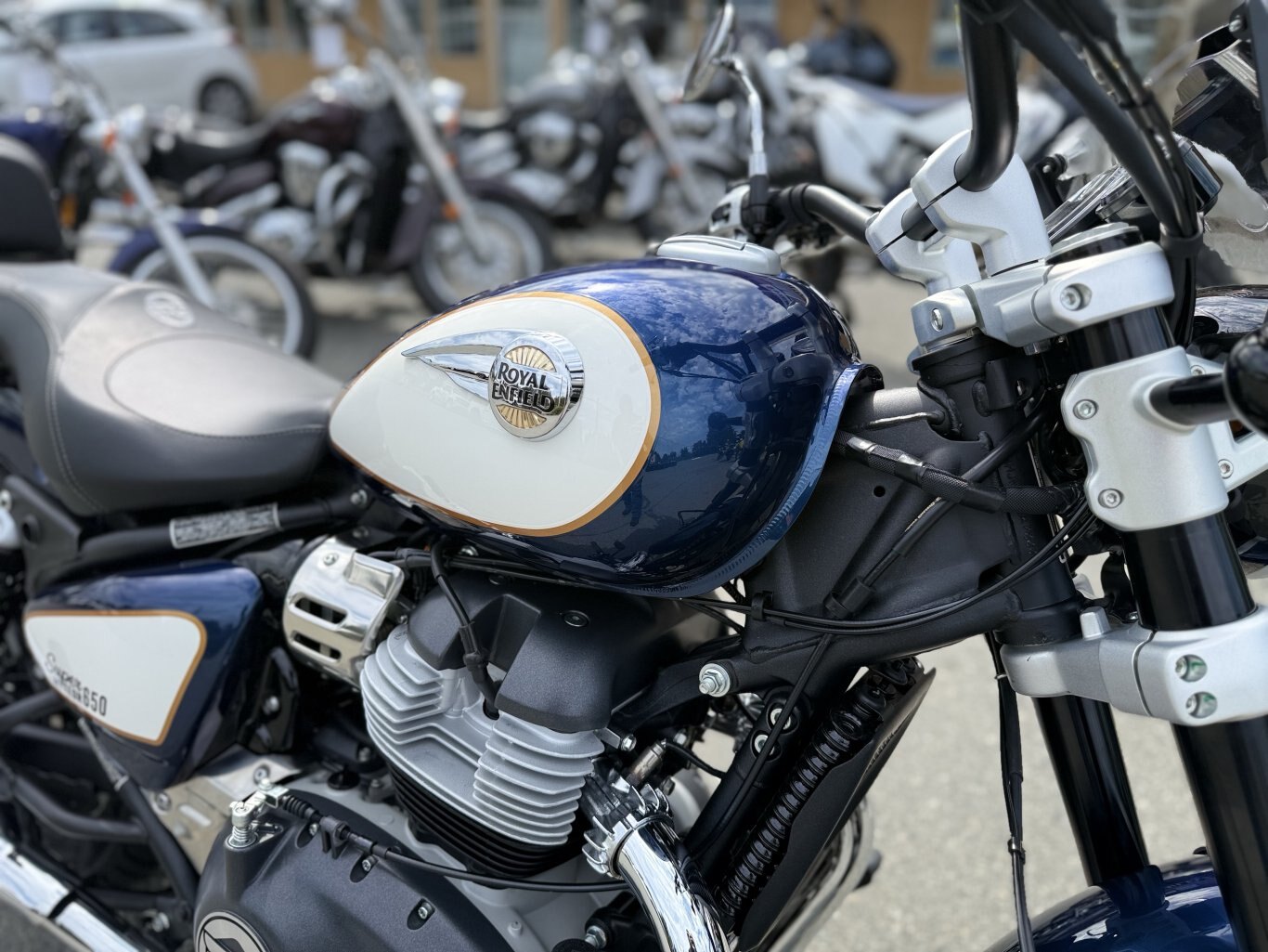 2025 Royal Enfield Super Meteor 650 Celestial Blue