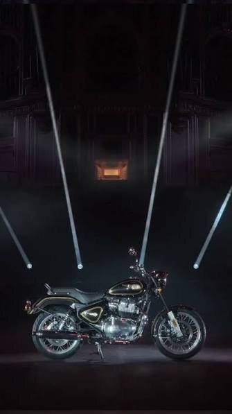 2027 Bullet 650 Canon Black