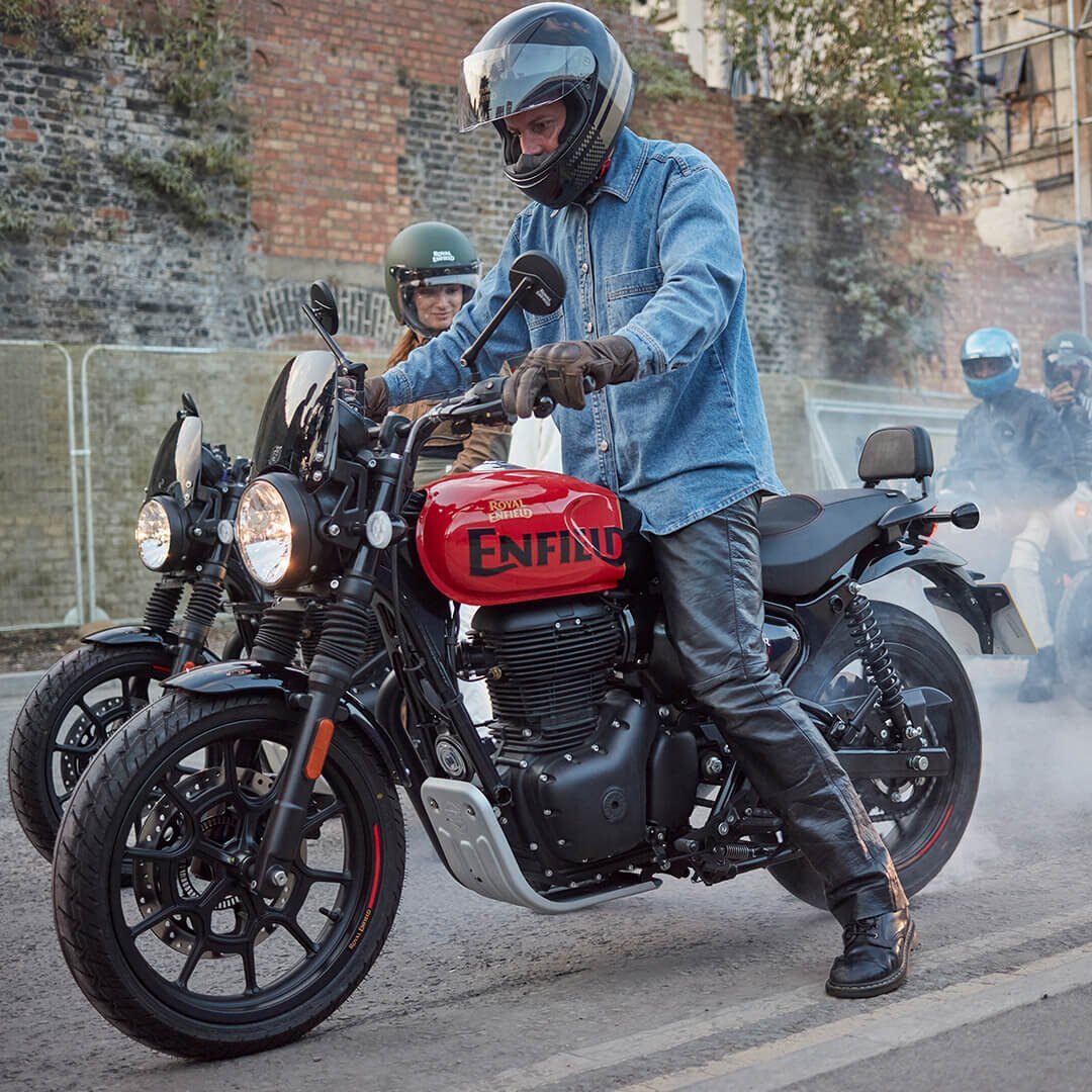 2027 Royal Enfield Hunter 350 Tokyo Black