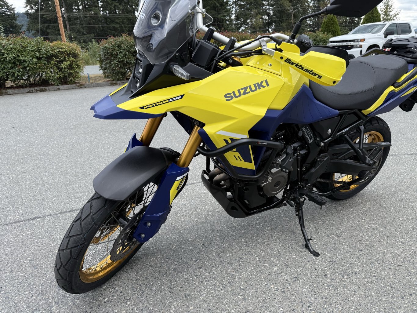 2023 Suzuki V STROM 800DE Champion Yellow No. 2