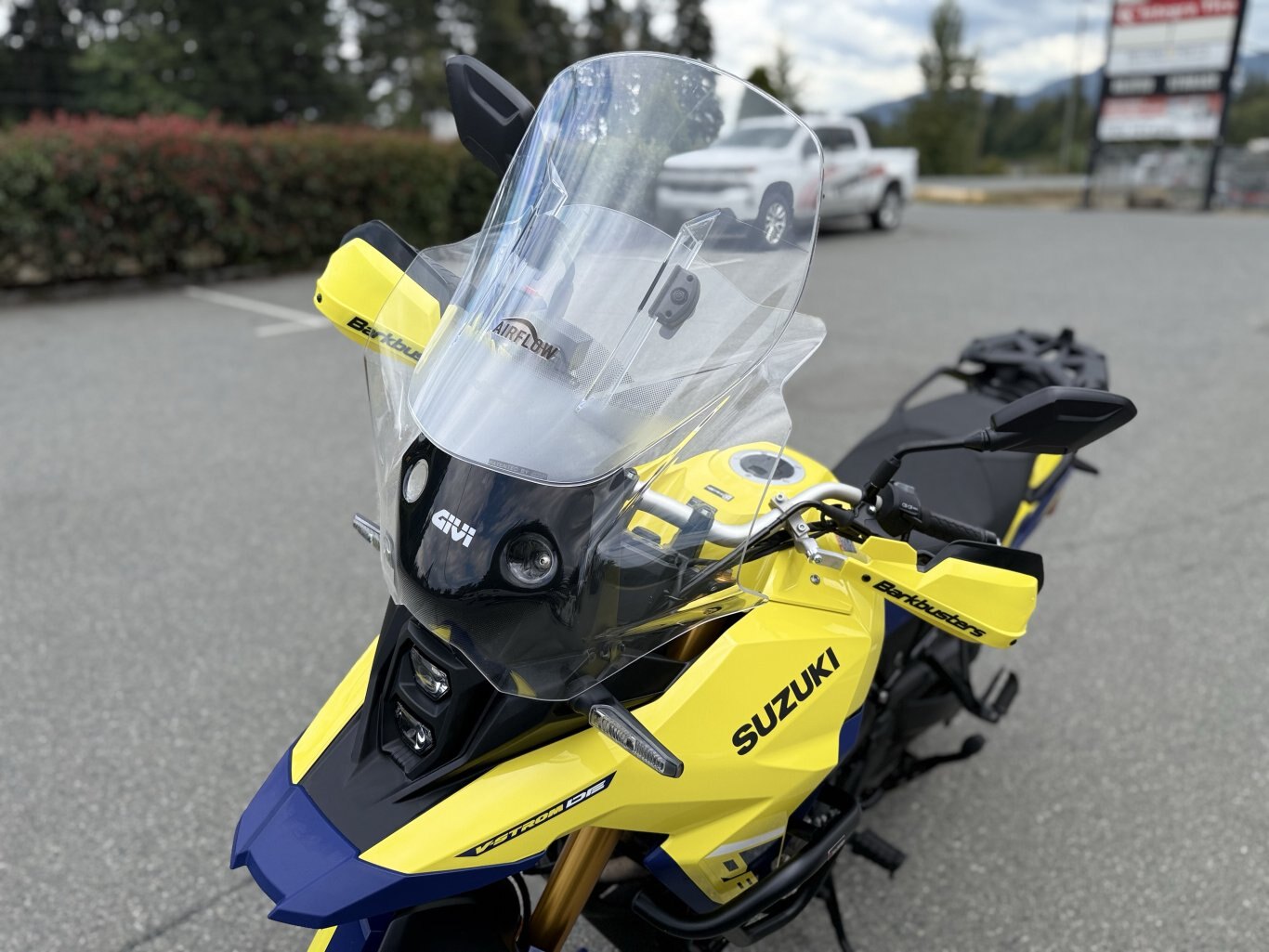 2023 Suzuki V STROM 800DE Champion Yellow No. 2
