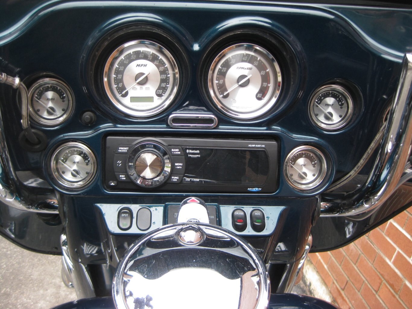 2005 CVO FLHTCSE2 Electra Glide