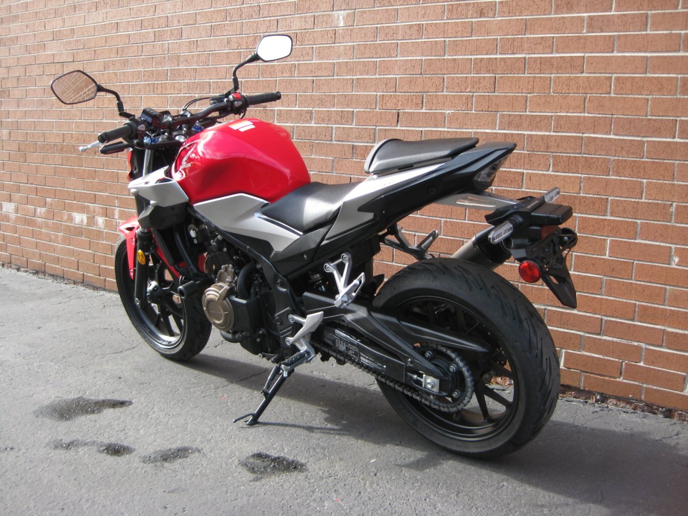 2020 HONDA CB500 FA ABS CONGRATS TO SIR BENJAMIN “THE ROAD WARRIOR” ON THE ADOPTION OF THE CB500 FA ABS THE ULTIMATE SPORT STYLE STREET FIGHTER COMBINES POWER, PERFORMANCE & COMFORT EITHER CUTTIN CITY GRID OR CARVIN CANYONS YOU WILL ARRIVE IN STYLE THANKS FROM GARY & TEAM CYCLE WORLD !!!!