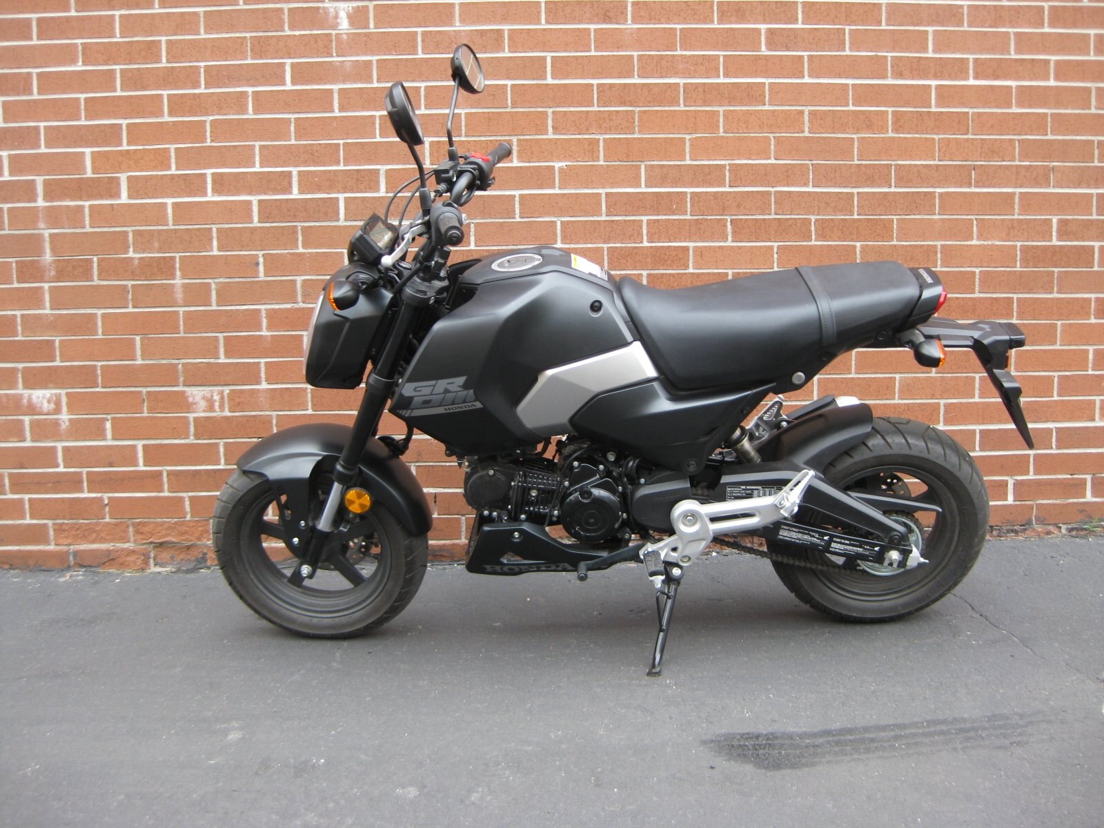2025 HONDA 125 GROM