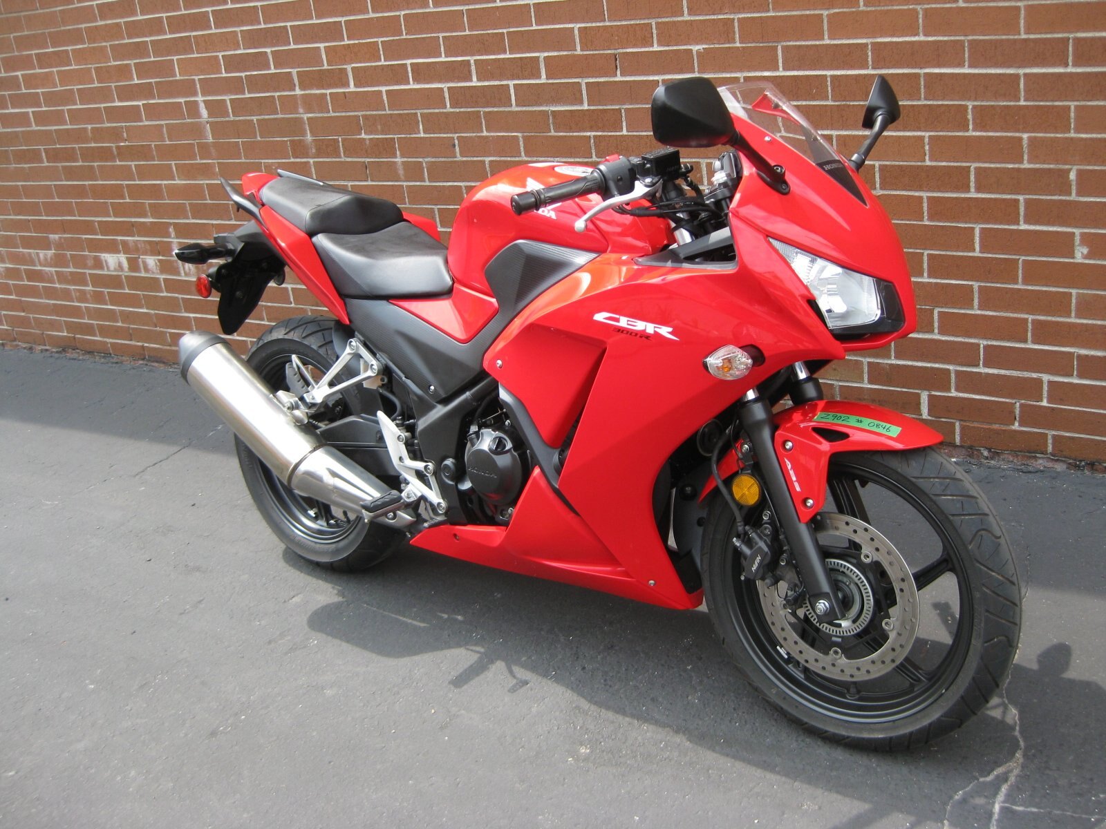 2015 HONDA CBR 300