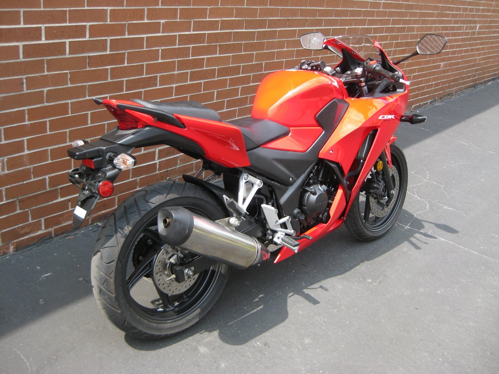 2015 HONDA CBR 300