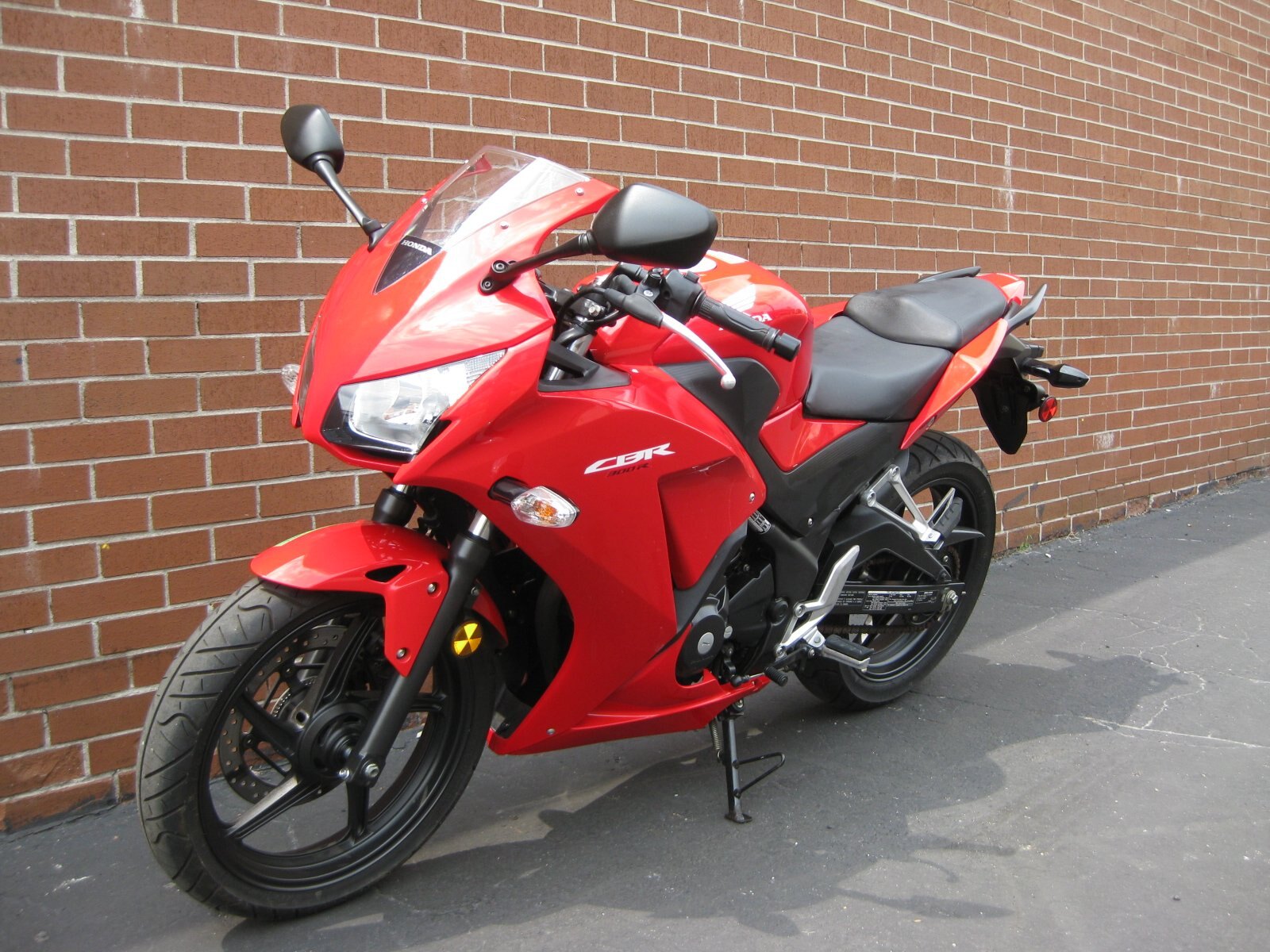 2015 HONDA CBR 300