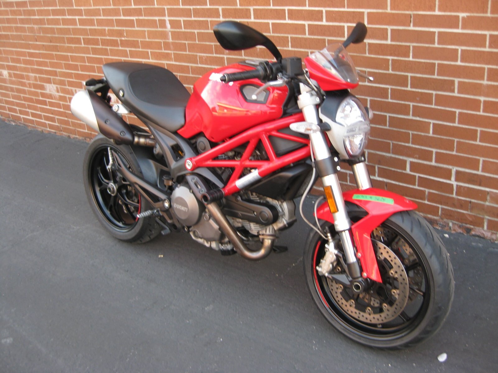 2011 DUCATI MONSTER 796