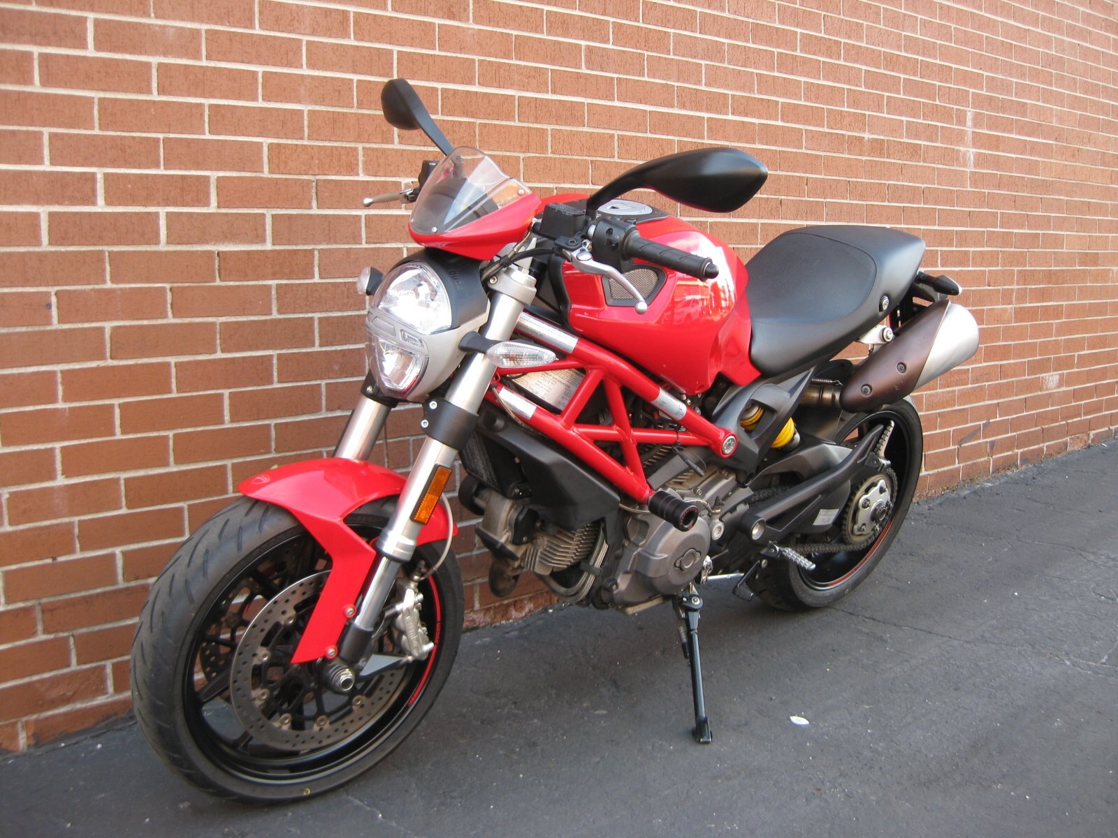 2011 DUCATI MONSTER 796