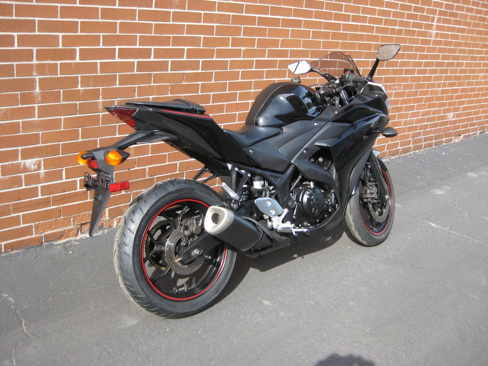 2018 YAMAHA R3