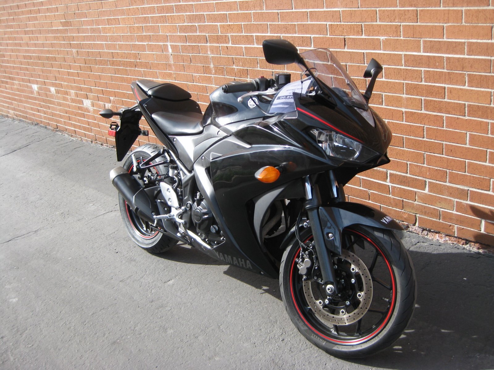 2018 YAMAHA R3