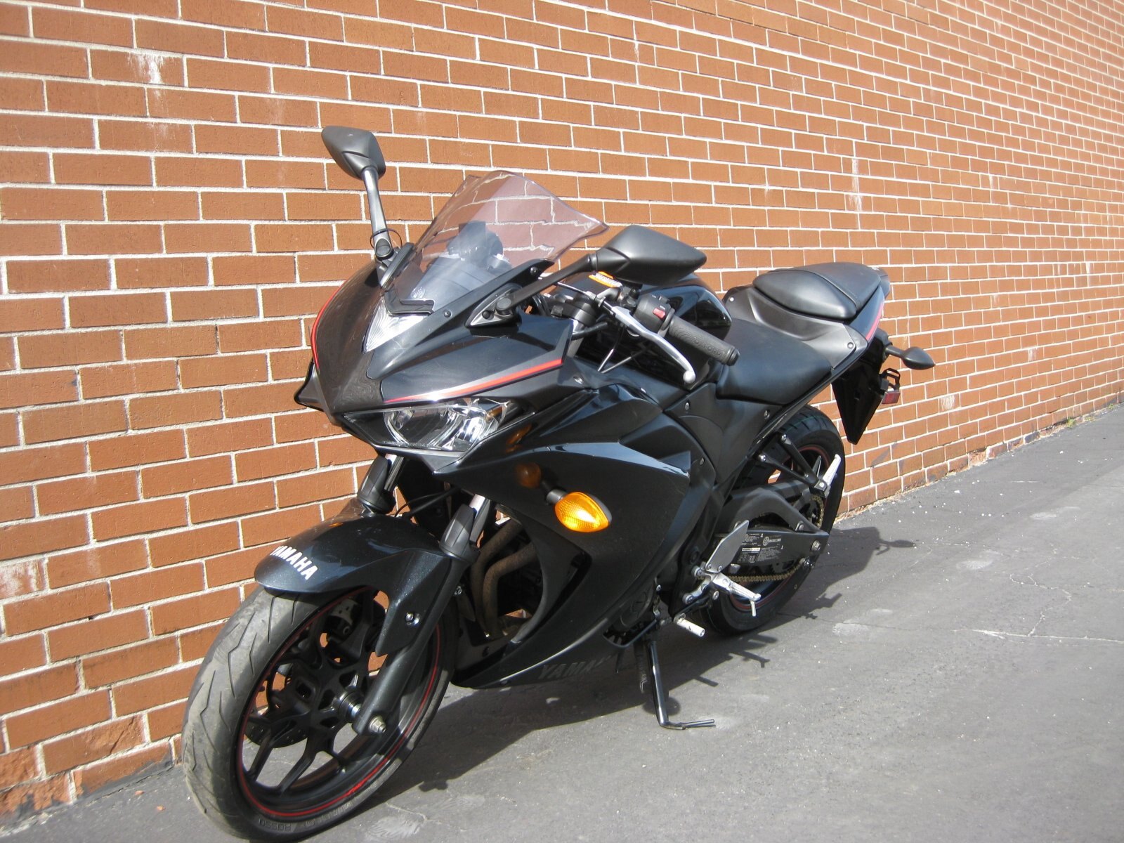 2018 YAMAHA R3