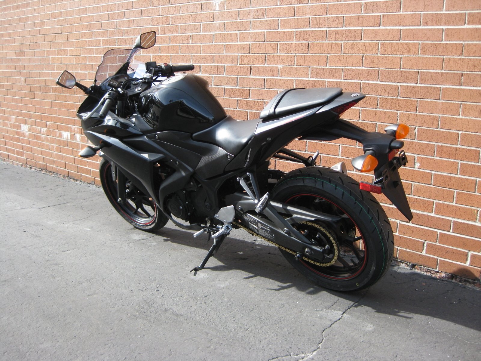 2018 YAMAHA R3