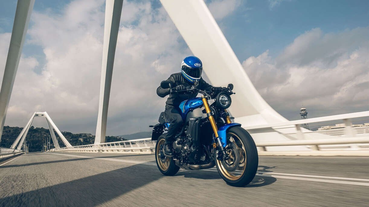 2023 Yamaha XSR900 Legend Blue