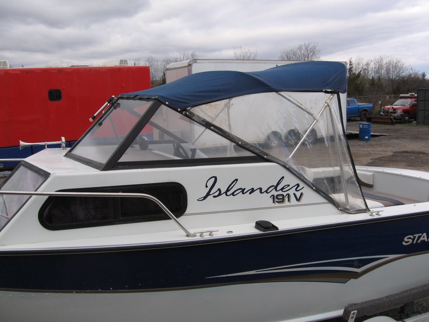 Starcraft Islander 191V with Mercury 3.0 inboard and trailer