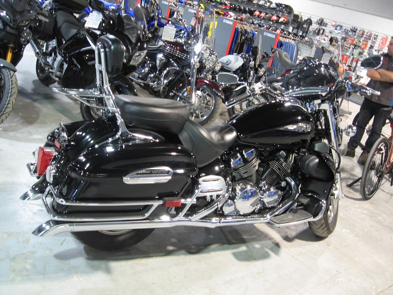 Excellent Yamaha Royal Star Midnight Tour Deluxe 1300