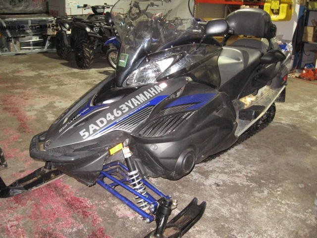 Very nice 2016 Yamaha Venture TF with power steering