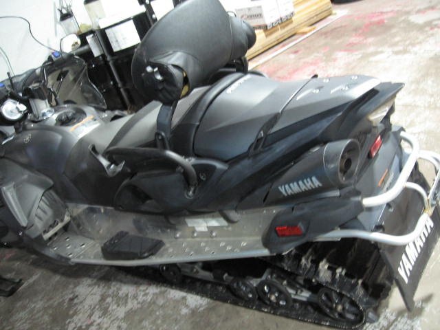 Very nice 2016 Yamaha Venture TF with power steering