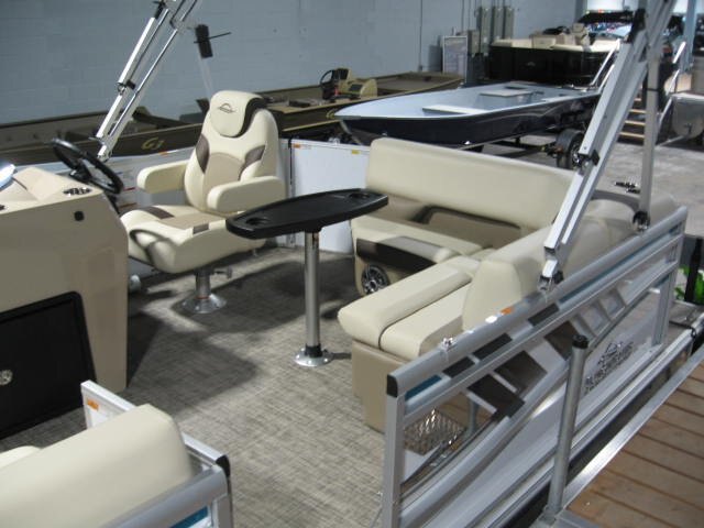 2025 SunCatcher Select 16 C