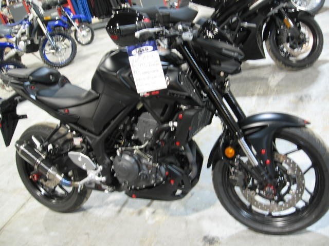 As new 2025 MT 03 less than 100 kms