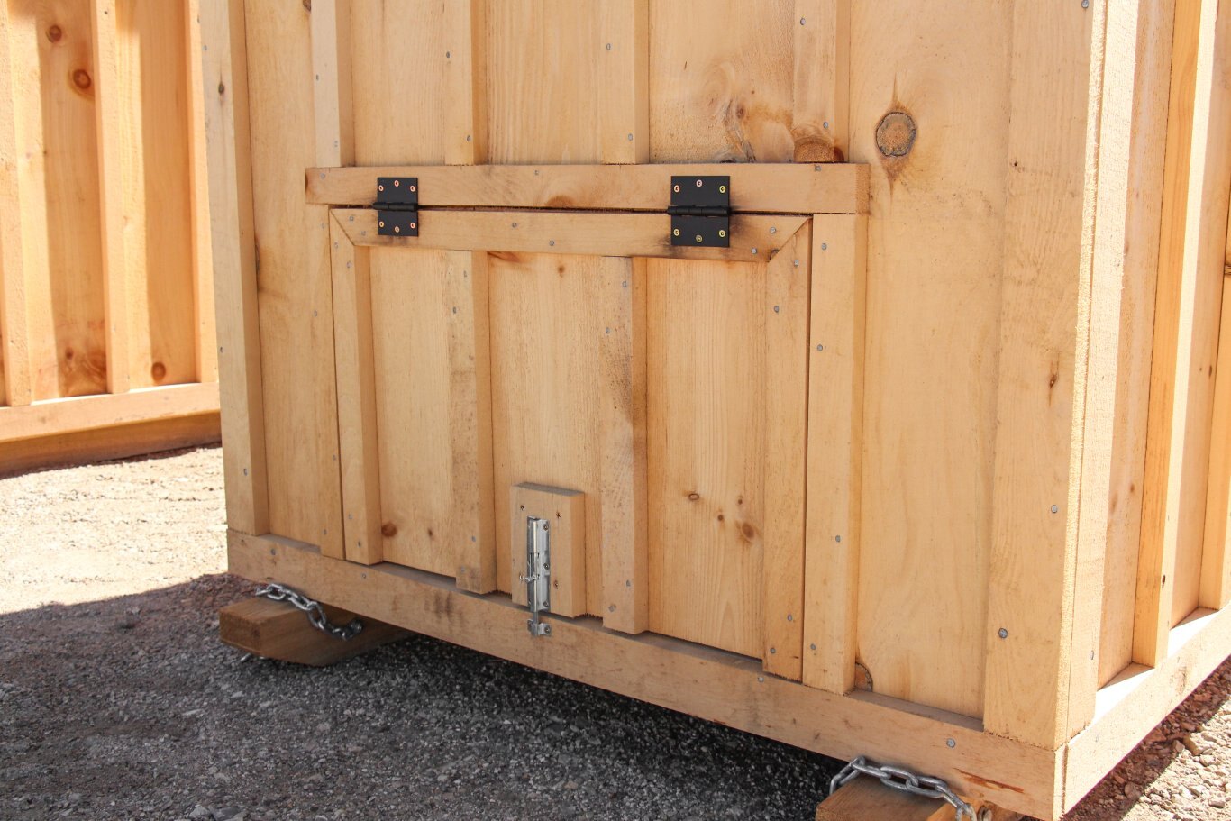 4x5 Outhouse with Clear Roof