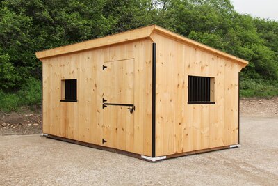 10x18 Livestock Shelter