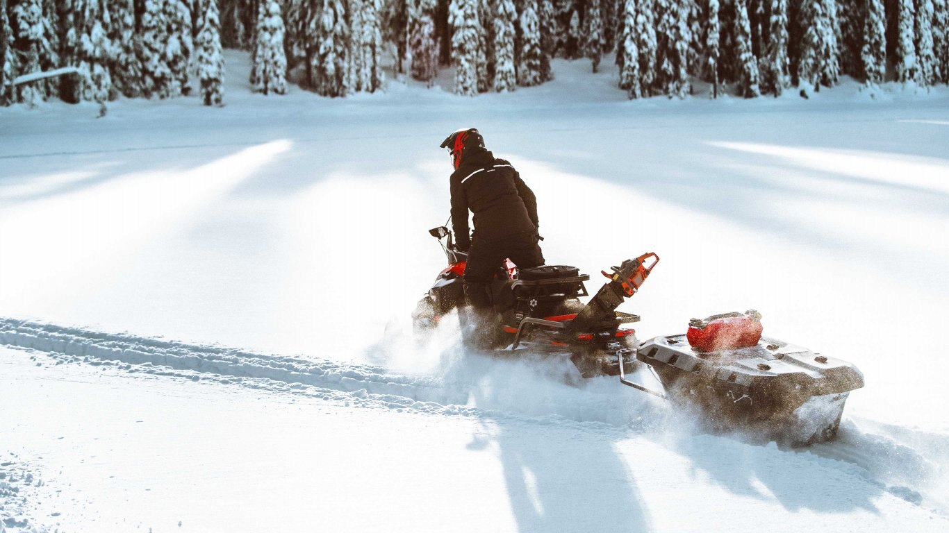 2022 Ski Doo Skandic Sport