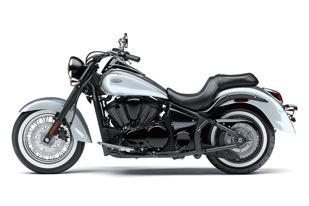 2024 Kawasaki VULCAN 900 CLASSIC