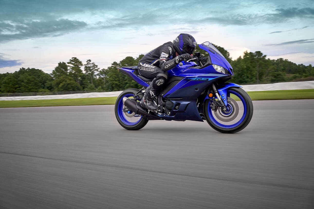 2024 Yamaha YZF R3 Team Yamaha Blue