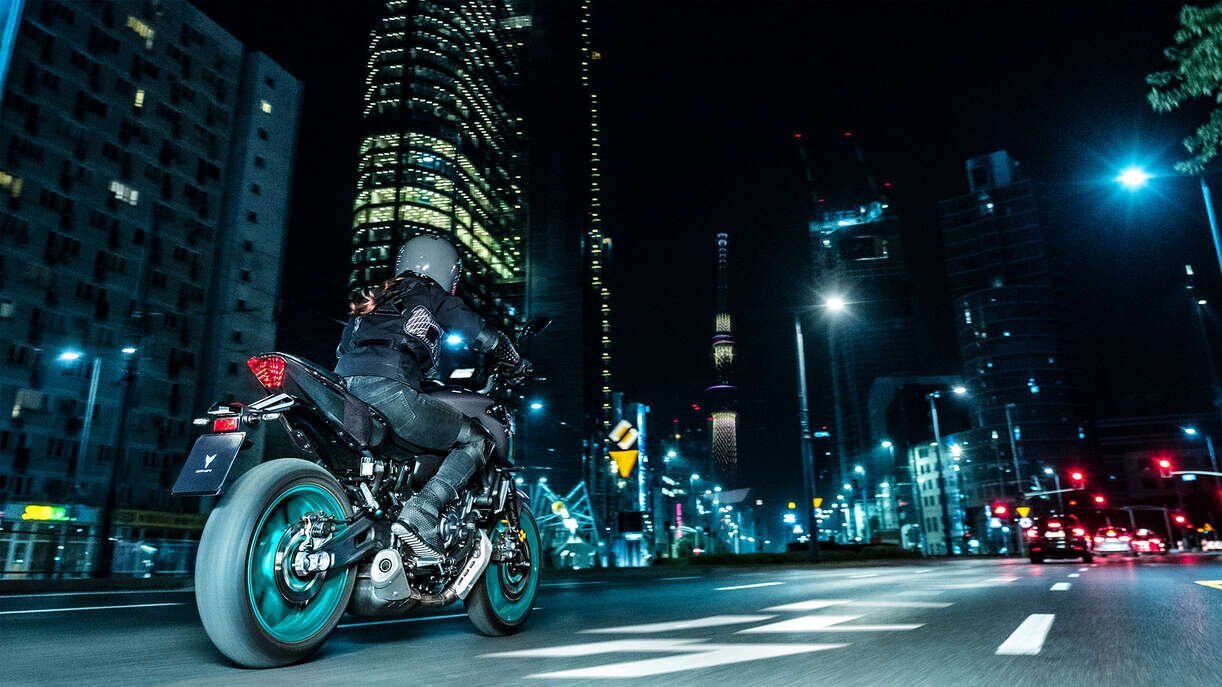 2024 Yamaha MT 07 Midnight Cyan