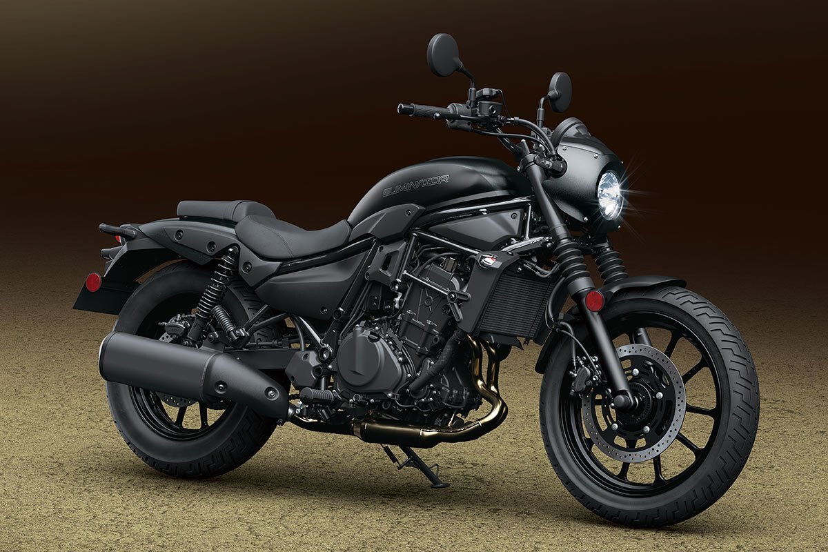 2025 Kawasaki ELIMINATOR 500 SE Metallic Matte Carbon Gray / Flat Ebony