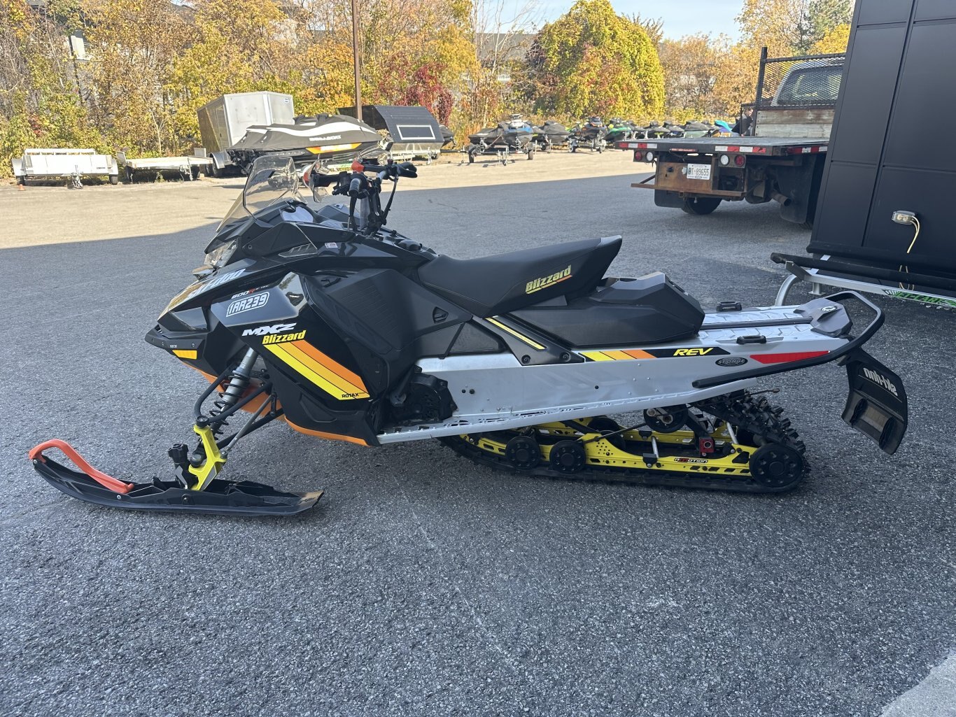 2019 SKI DOO MXZ BLIZZARD 600R E TEC