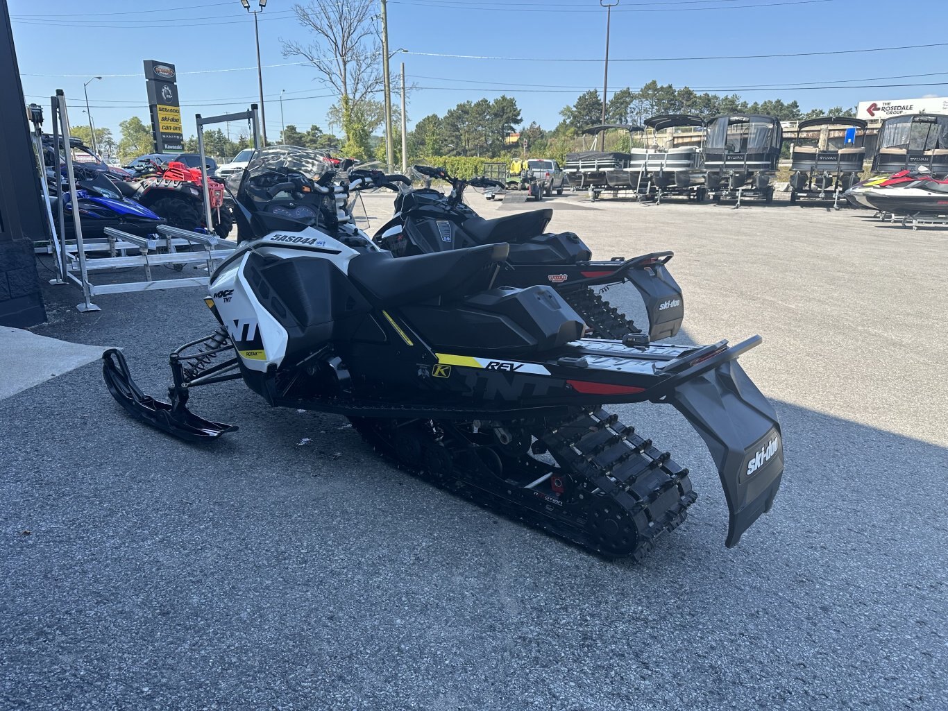 2019 Ski Doo MXZ TNT Rotax 600R E TEC