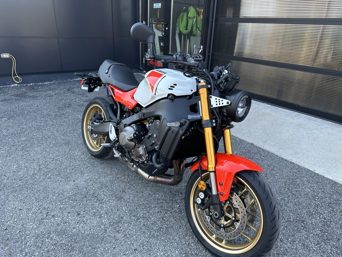 2024 Yamaha XSR 900 DEMO