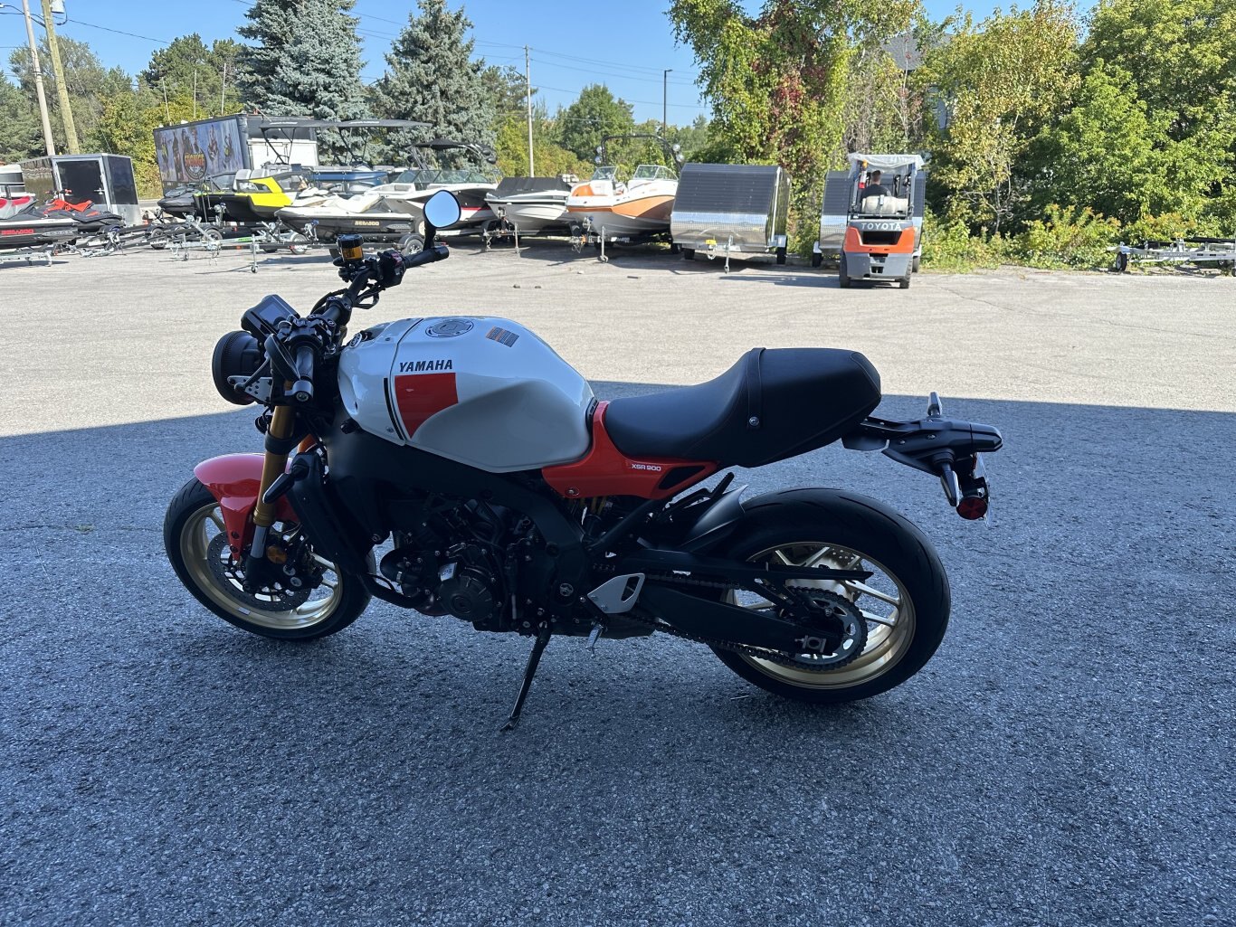 2024 Yamaha XSR 900 DEMO