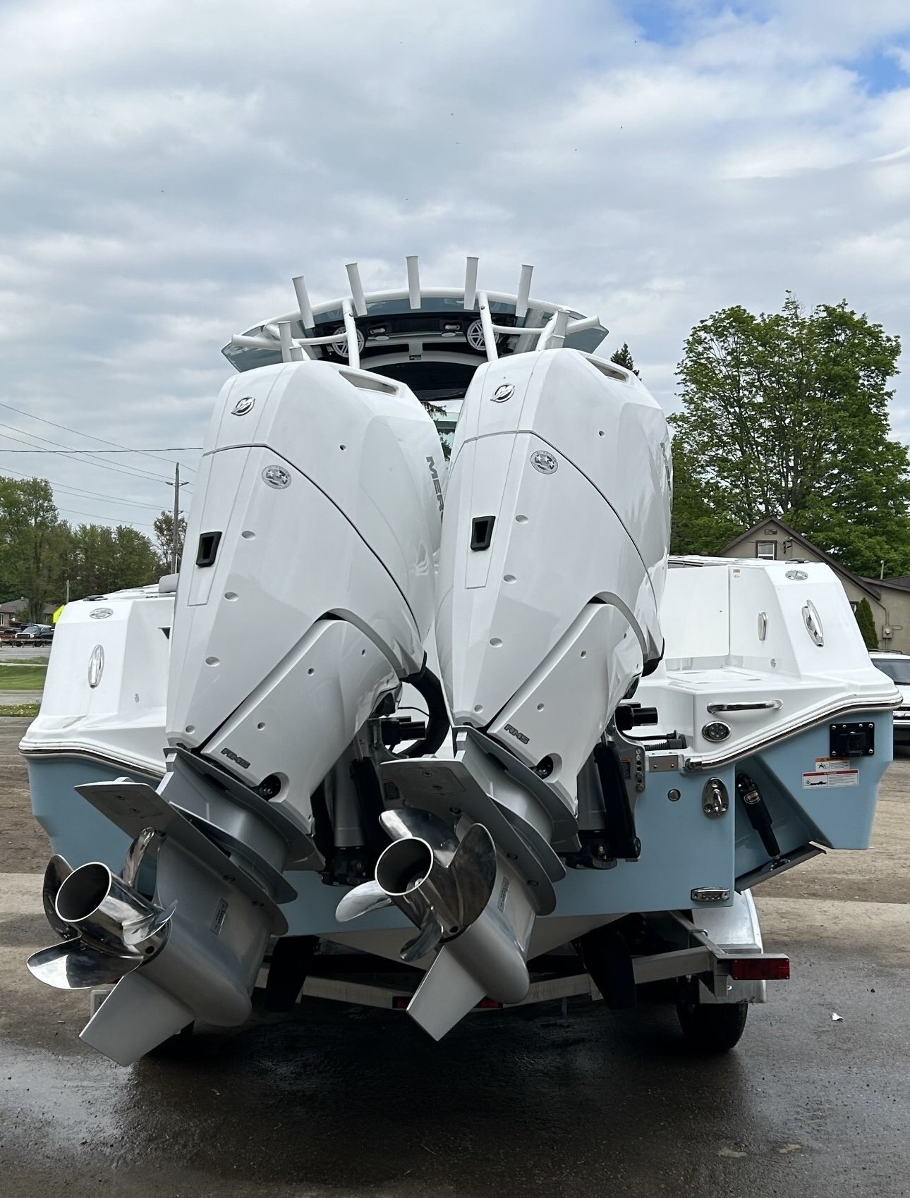 2024 Wellcraft 302 Fisherman with Scarab Offshore Package