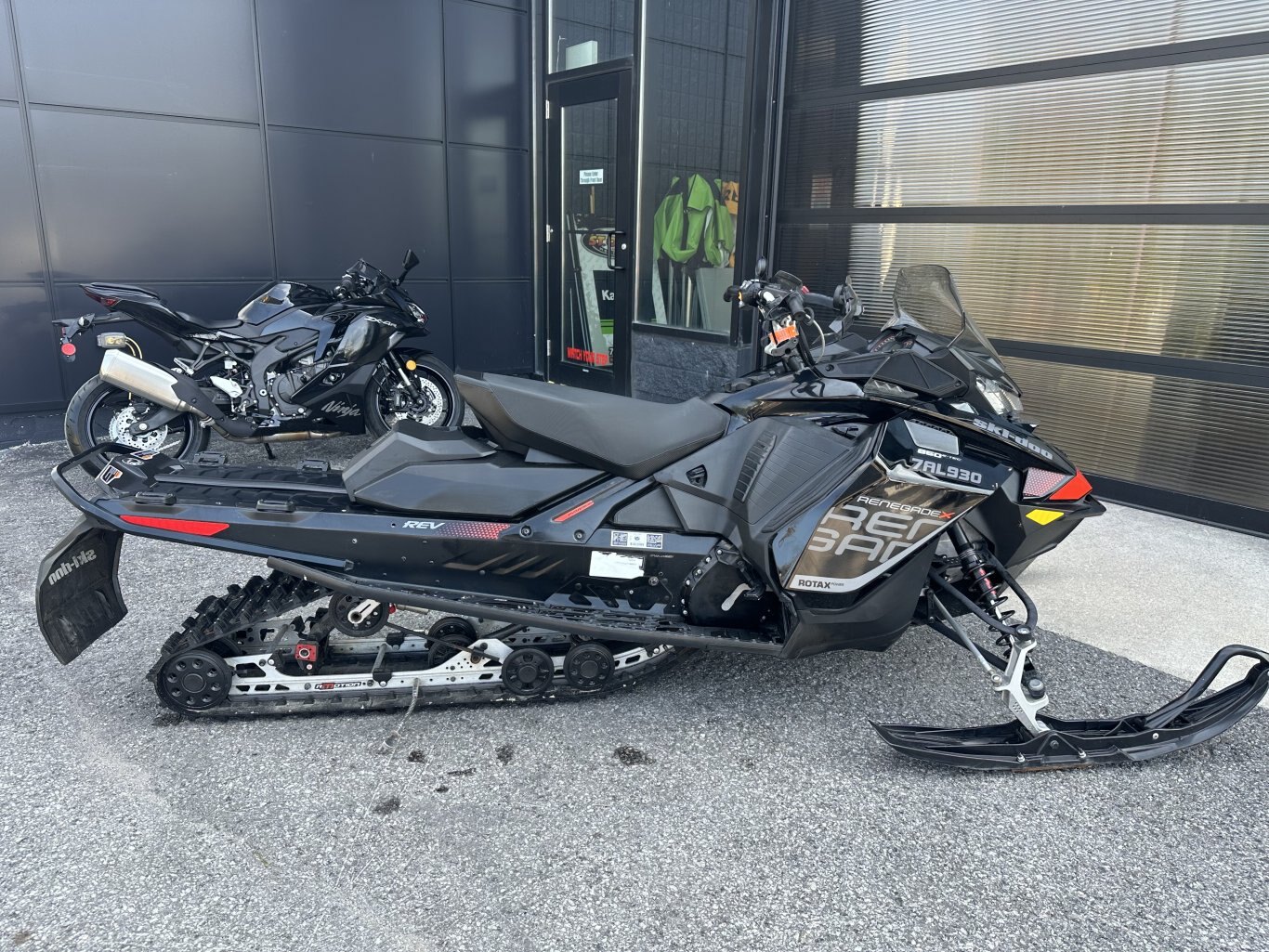 2017 Ski-Doo Renegade X 850